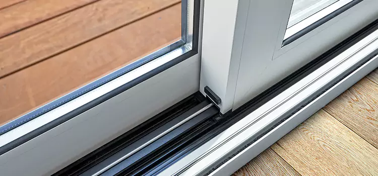 Why Your Sliding Door Keeps Getting Stuck in Peoria, IL?